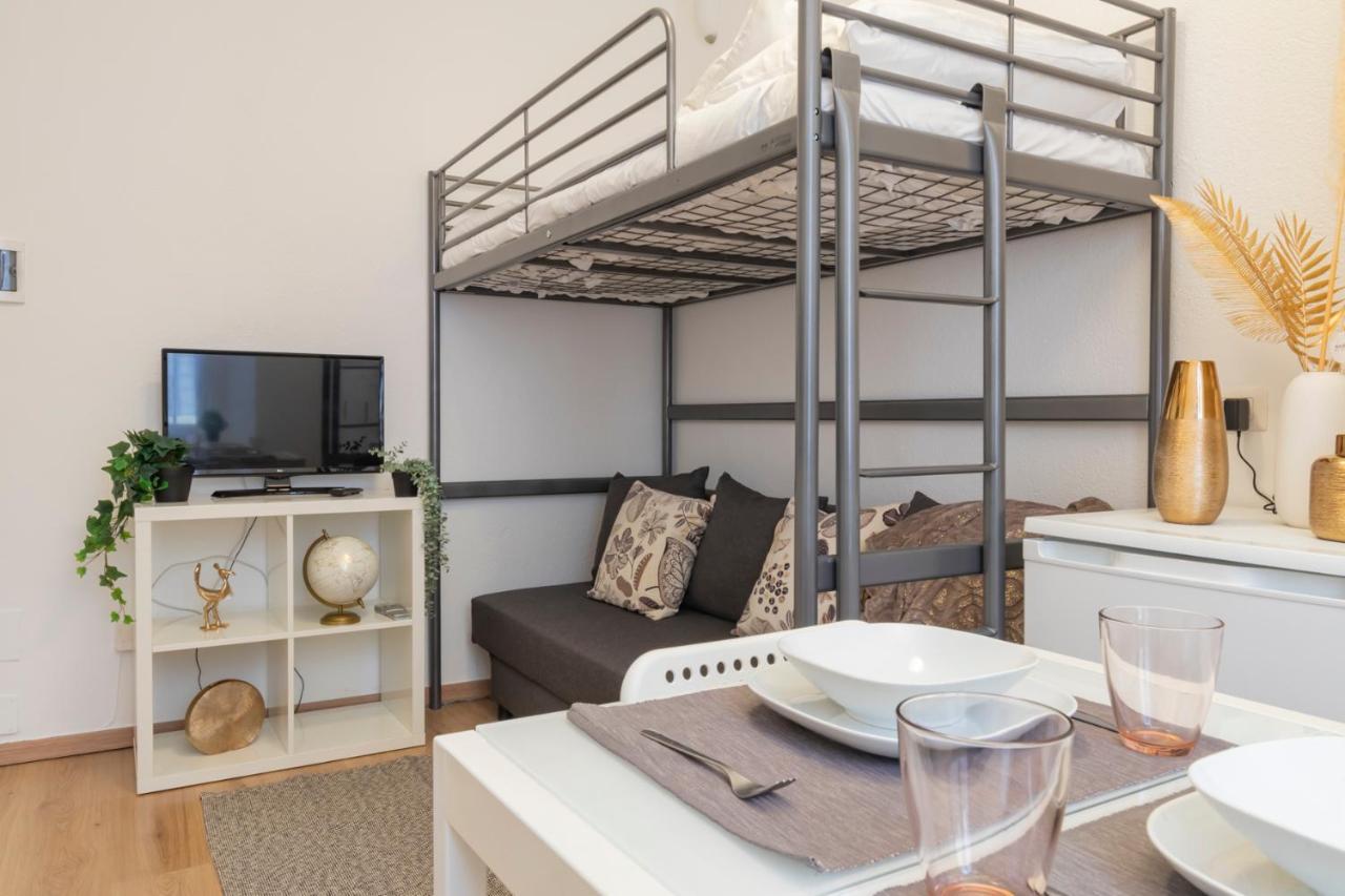 I Host Apartment - Alessi 10 Милано Екстериор снимка