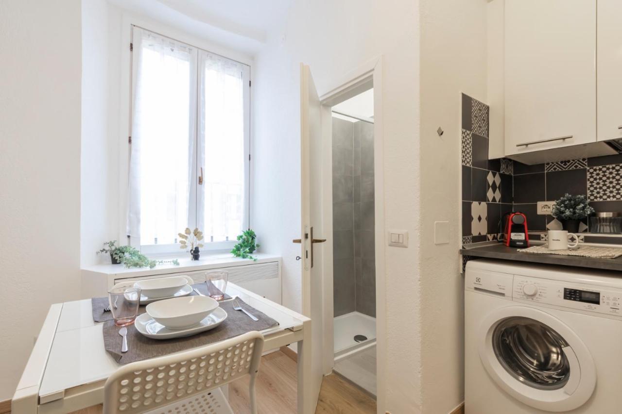 I Host Apartment - Alessi 10 Милано Екстериор снимка